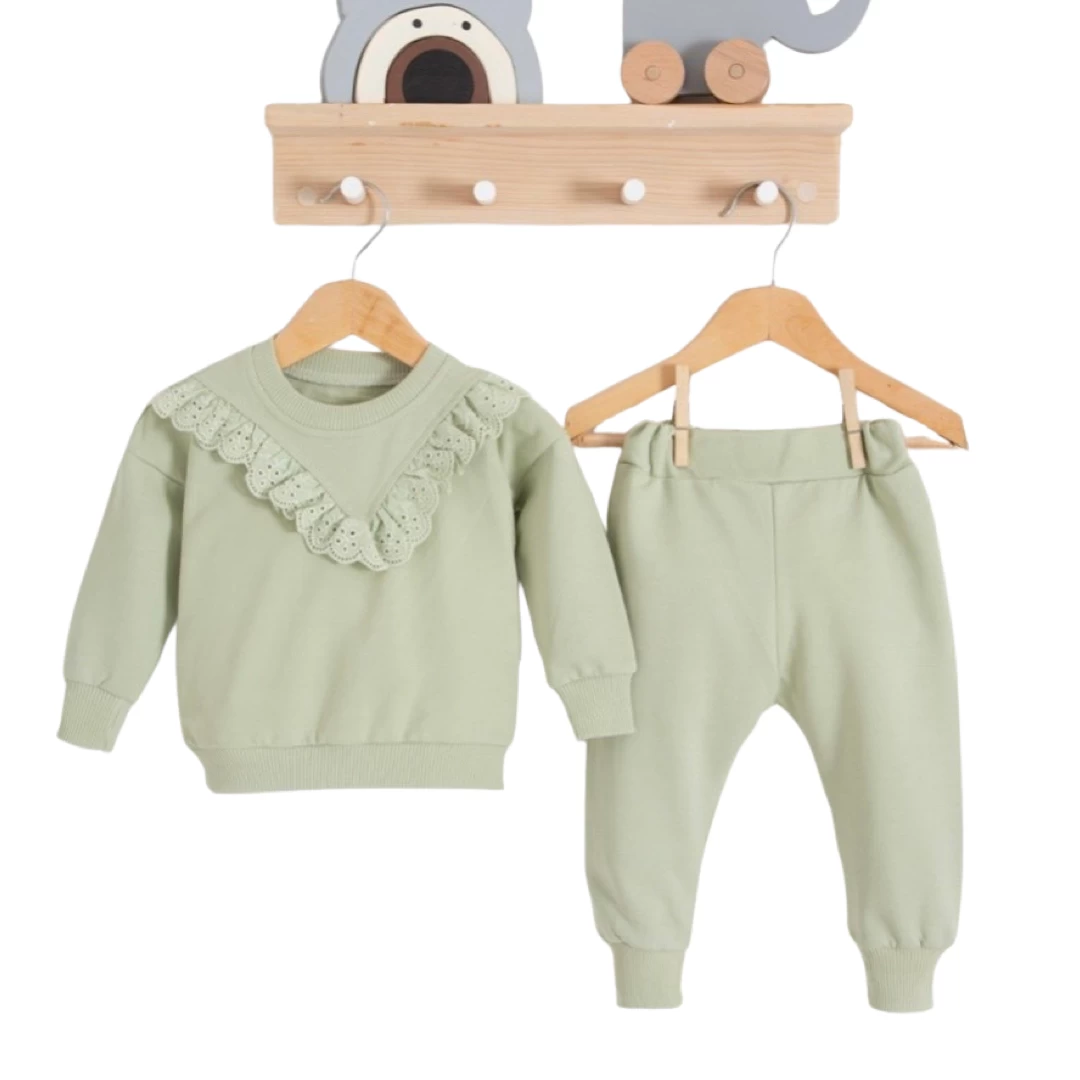 Green girly set