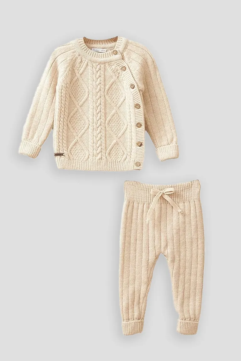 Beige knitted set