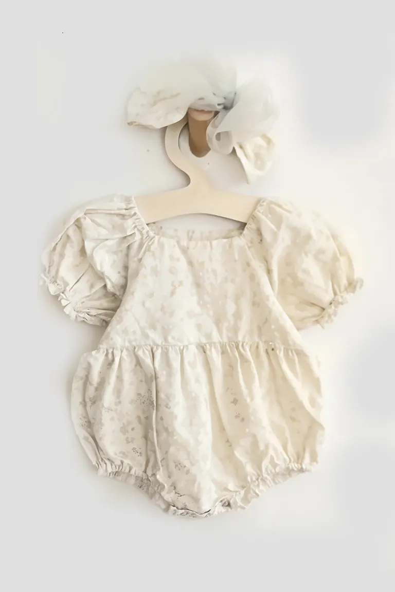 Square body suit