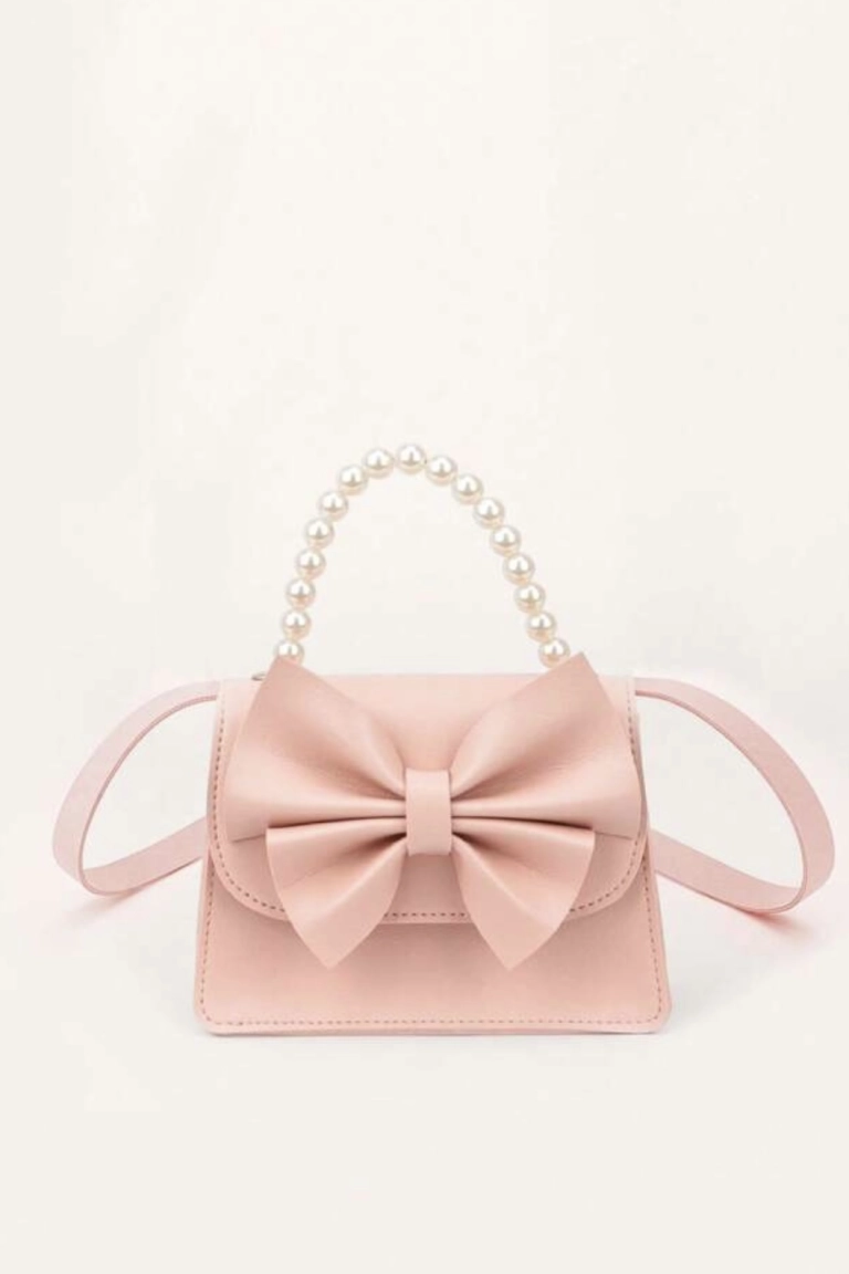 Elen’s pink bag